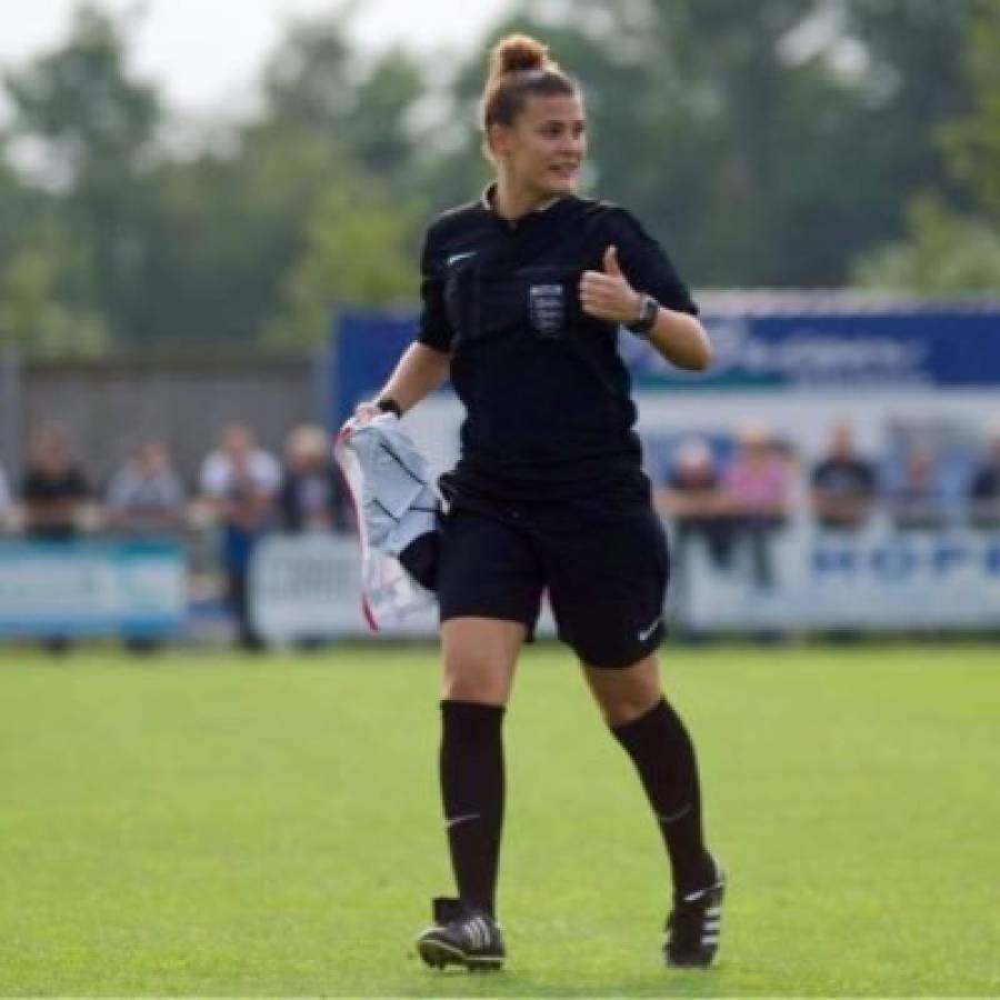 ¡La mujer del árbitro Michael Oliver es una enamorada del Real Madrid!