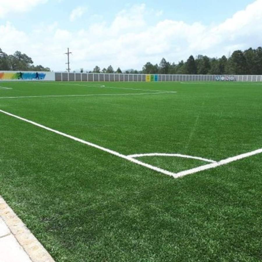 ¡Bonito y moderno! Así es el estadio que se inauguró en Campamento, Olancho