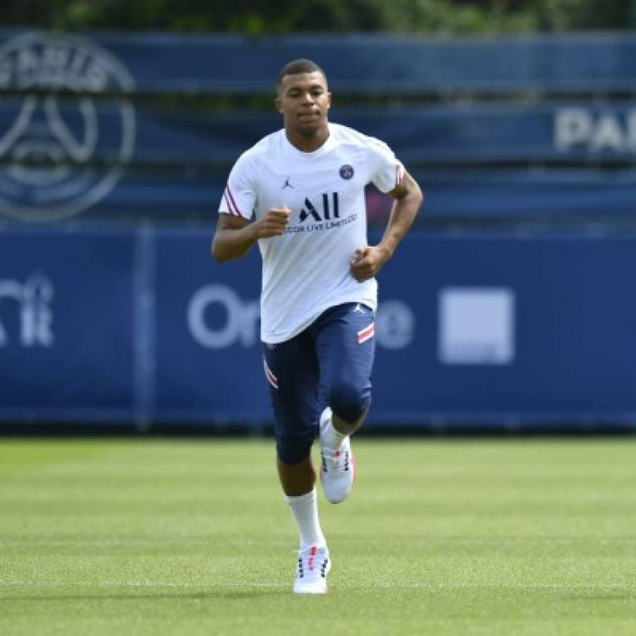 Mbappé se une de nuevo al PSG: La foto que no gustará al Real Madrid y nuevo fichaje parisino