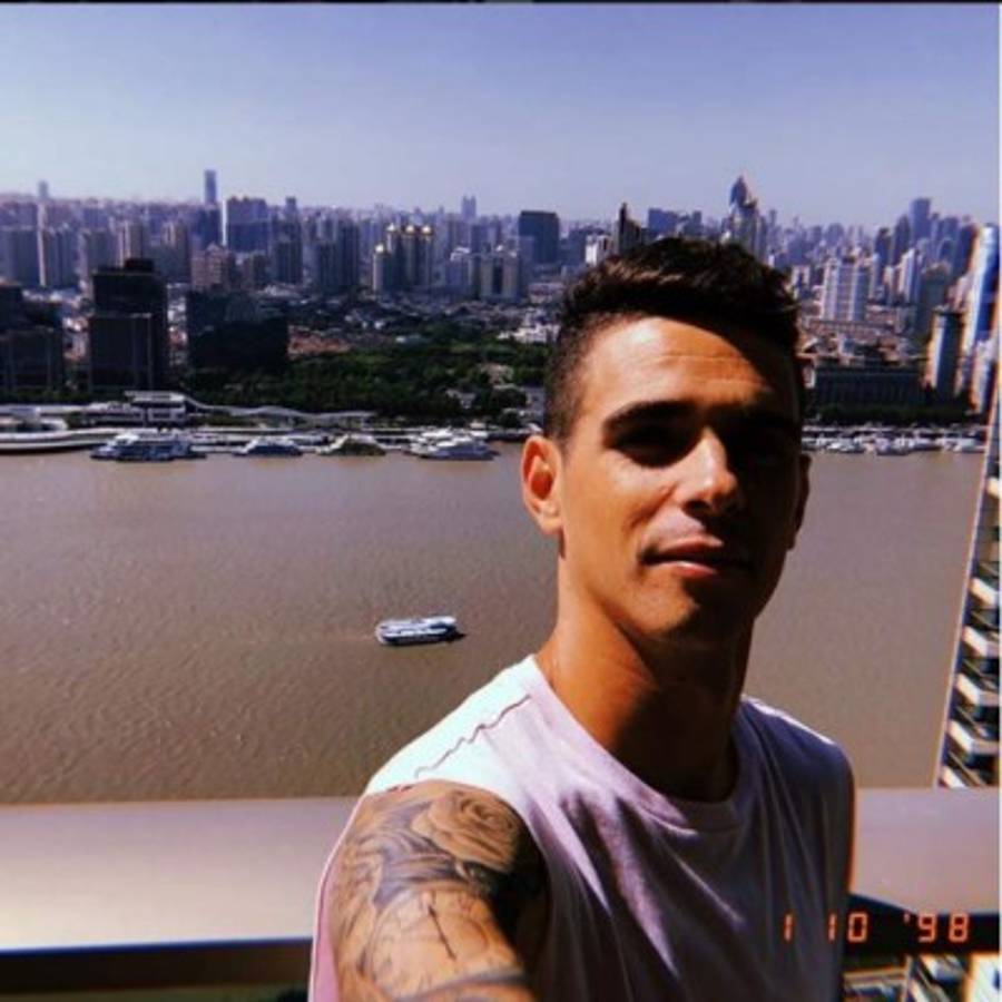 Así viven los grandes cracks en Asia: Autos, aviones, yates y edificios de lujos