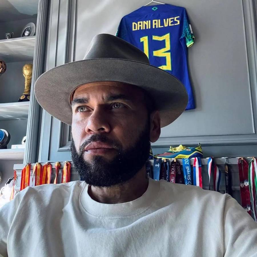 Dani Alves impacta al Barcelona con esta frase tras su cambio de vida a discípulo de Cristo: Me llamaban...