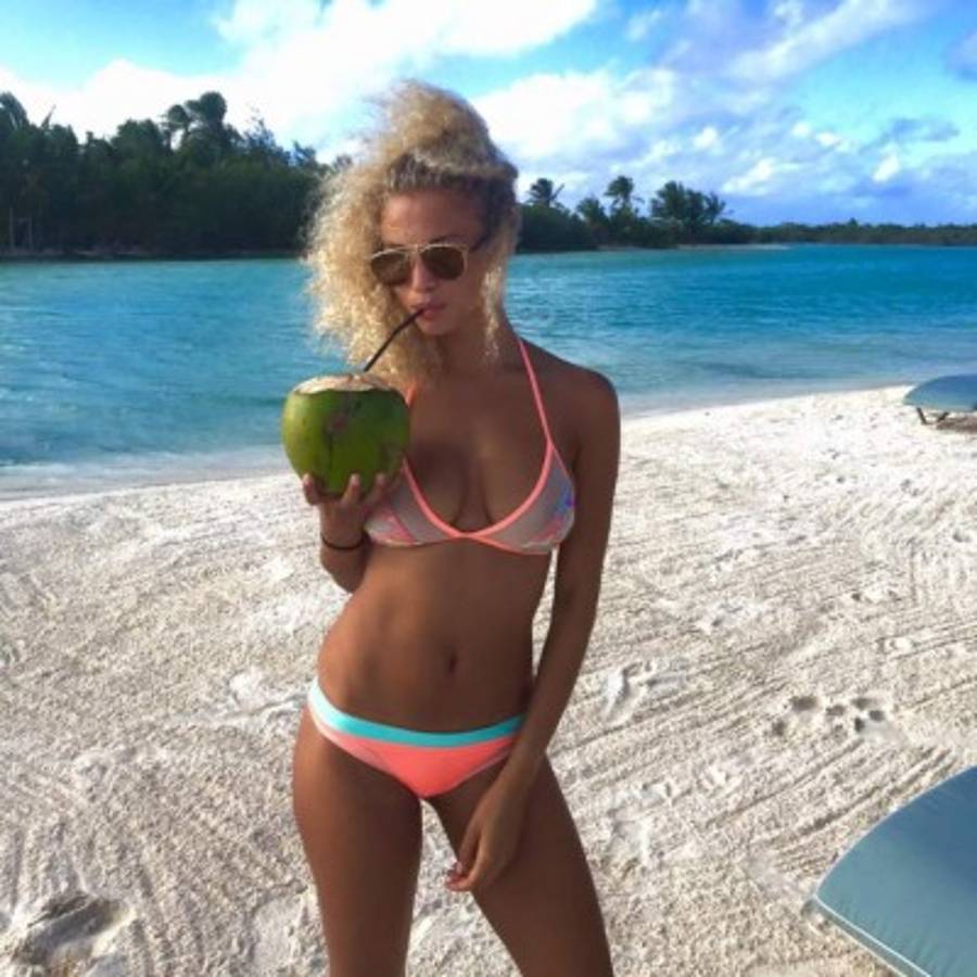 Ella es Rose Bertram, la sexy novia del holandés Gregory van der Wiel