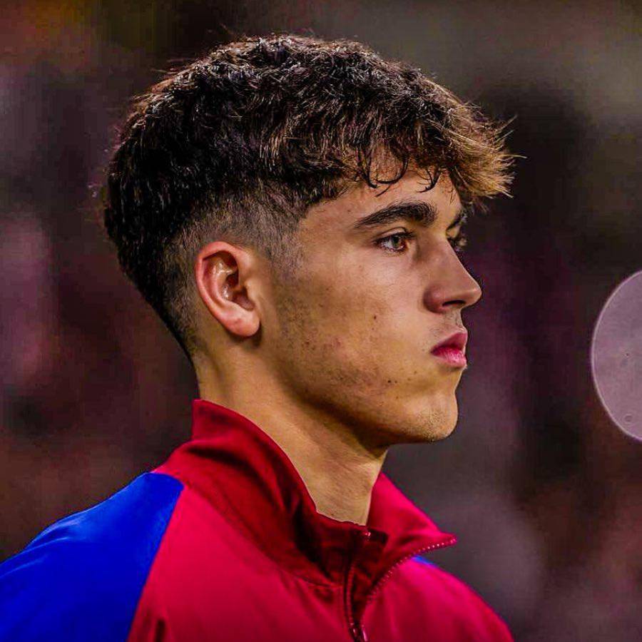 Lo comparan con leyenda mexicana ¿Quién es Pau Cubarísi, la nueva joya de Barcelona que rompió récord de jugador de Real Madrid?