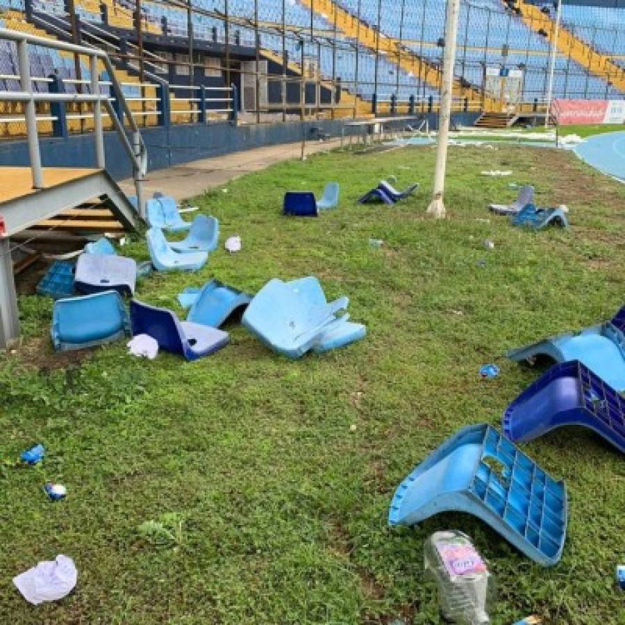 ¡Penoso! Aficionados del Comunicaciones hacen zafarrancho tras caer ante Municipal