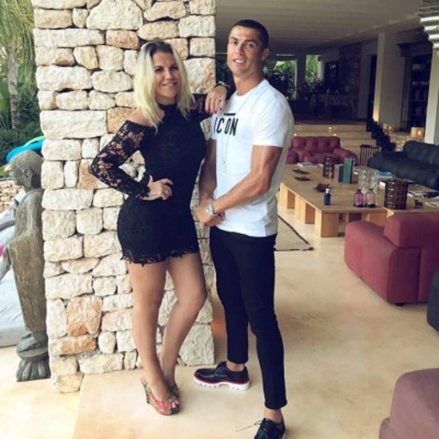 Revelan por qué Georgina no aparece en las fotos de vacaciones de Cristiano Ronaldo