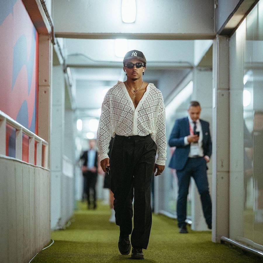 Koundé vuelve a sorprender con su look más extravagante: el defensor del Barcelona agitó las redes sociales