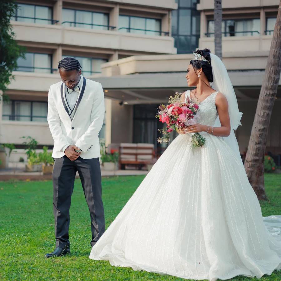 No es broma: futbolista se pierde su propia boda por cumplir órdenes del club... ¡y envía a su hermano en su lugar!