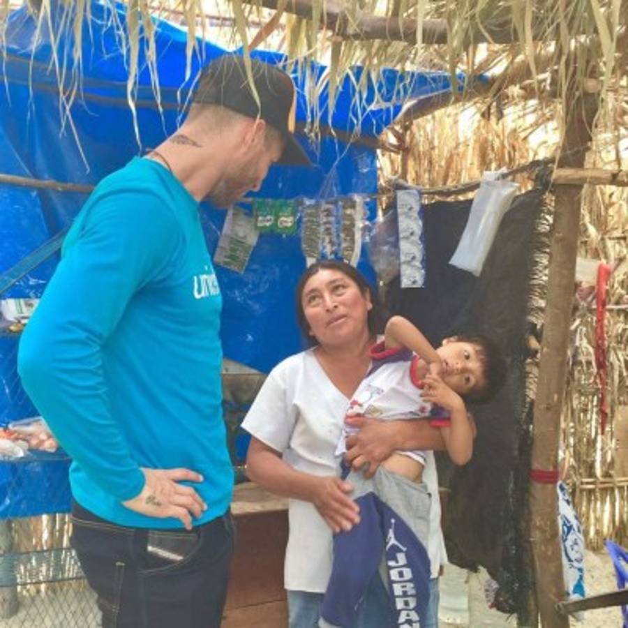 Así disfrutan las vacaciones los cracks ¡Vaya carita la de Messi!