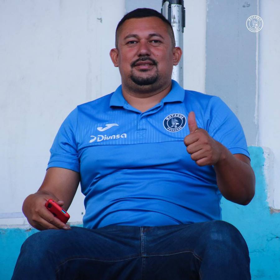 ¿Qué chicas llamaron la atención en el Motagua vs Águila? Un olimpista se presentó al juego de la Copa Centroamericana