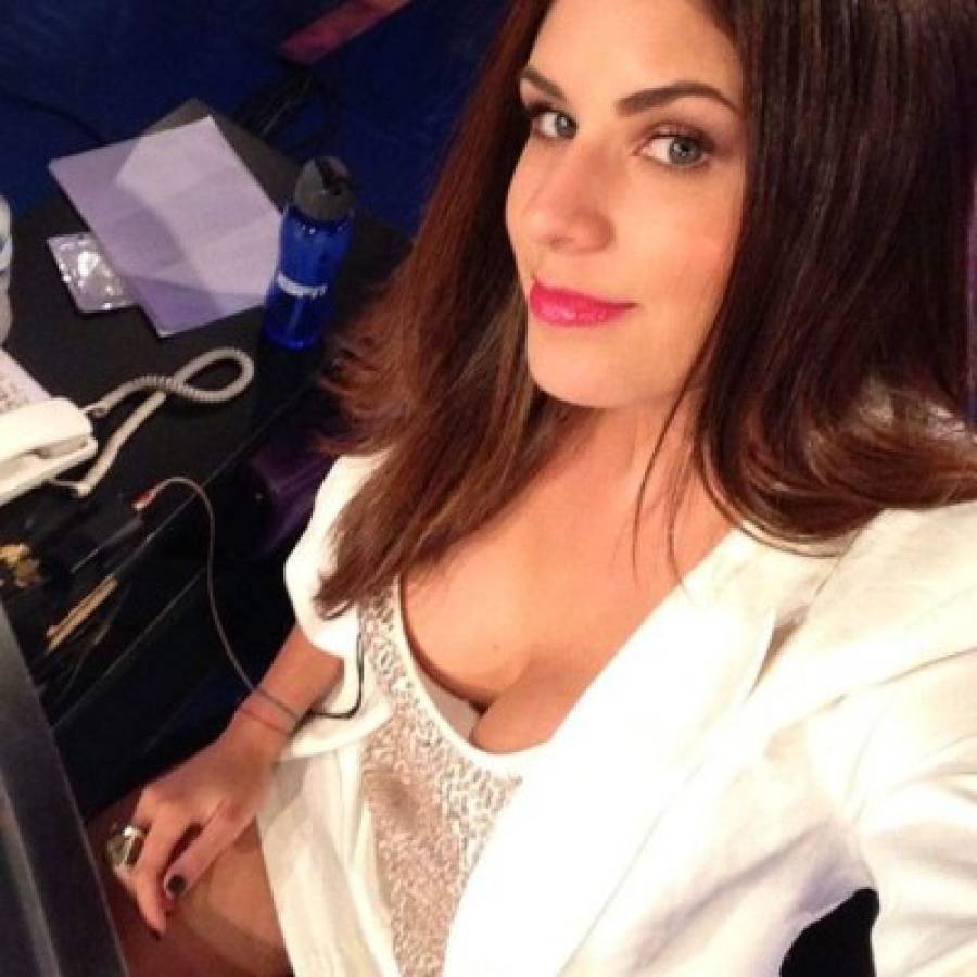 Carolina Padrón, La bella periodista de ESPN que engalanará el repechaje Honduras-Australia