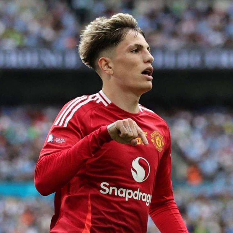 PSG rompe el mercado y Hansi Flick se queda sin su fichaje soñado; los refuerzos que cerró Guardiola para el City