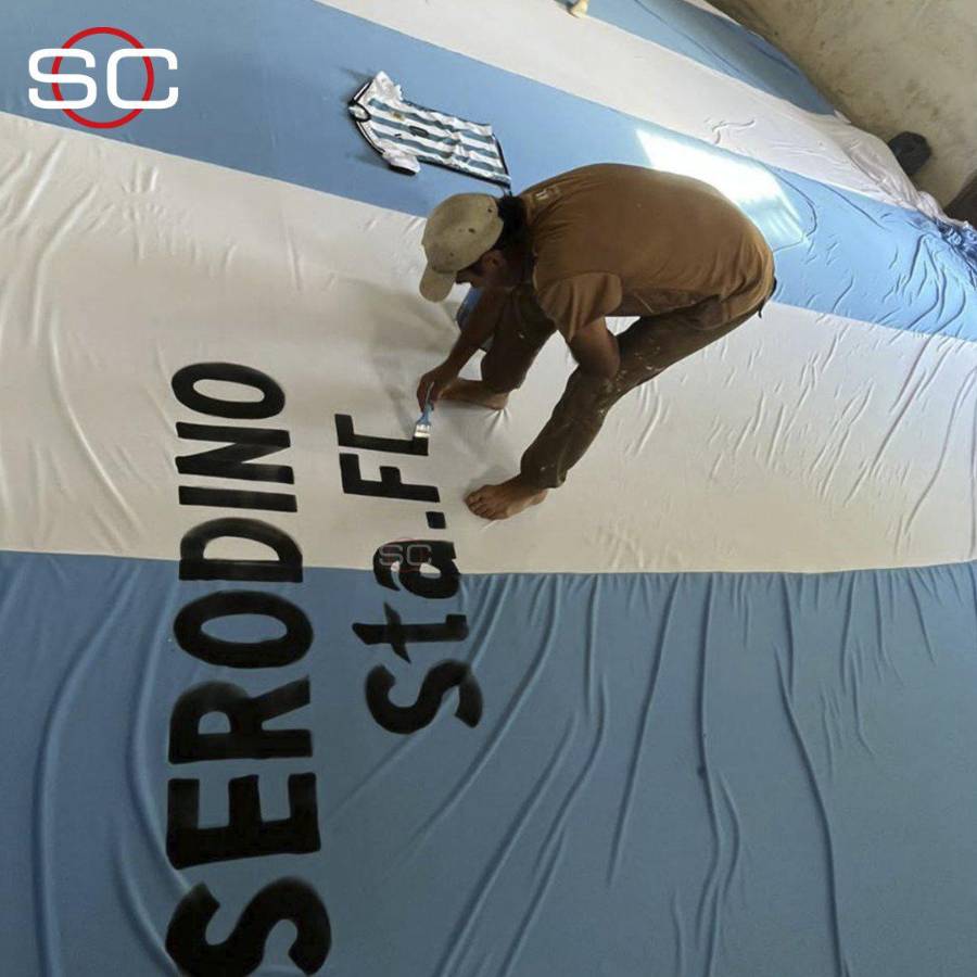 ¡Vibrante previa! Un mono predijo el ganador del Argentina - Croacia y vuelan la camiseta más grande del mundo