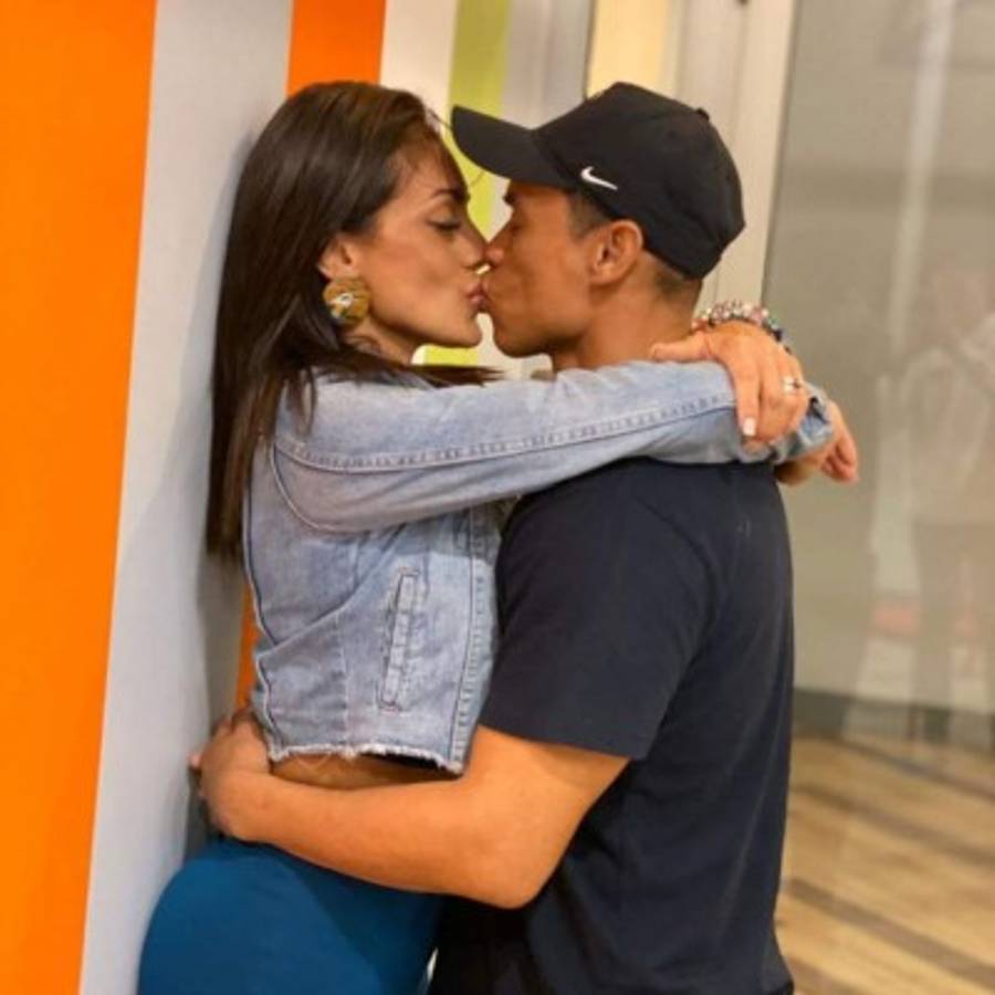 ¡Hermosas e inteligentes! Ellas son las musas de los técnicos de la final de Liga Concacaf