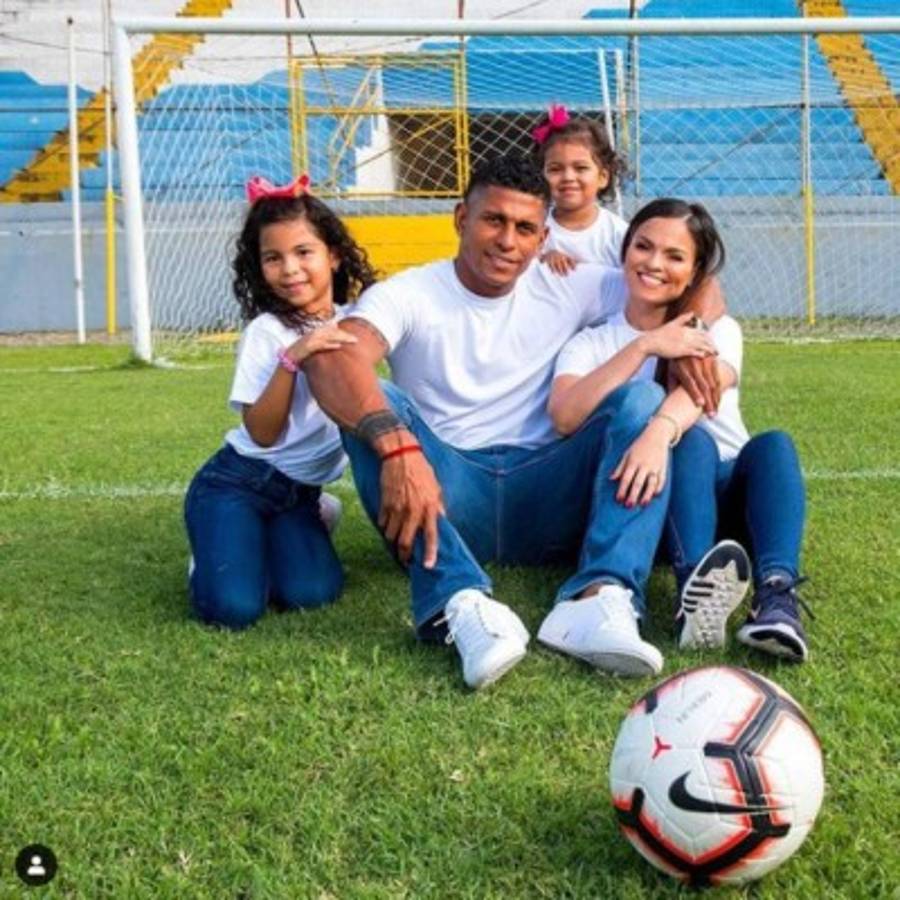 FOTOS: Así la pasan Carlo Costly y Tita Torres a pocos días para casarse