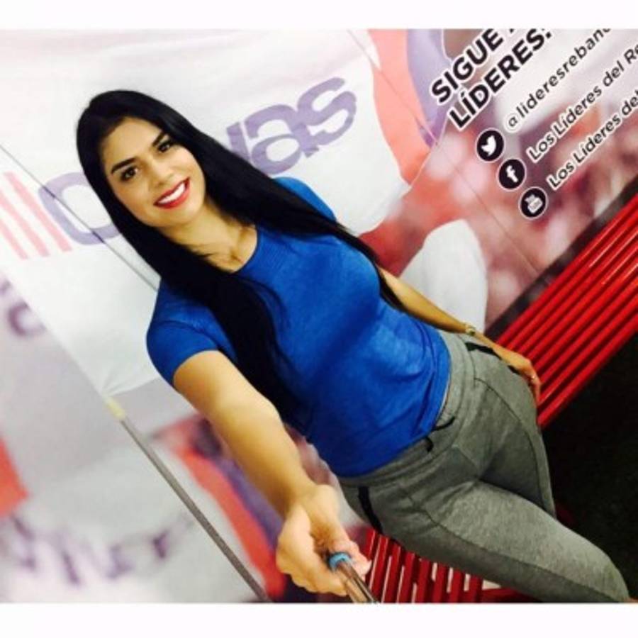 Paola, la hermana de Carlos Salcedo que enamora a México