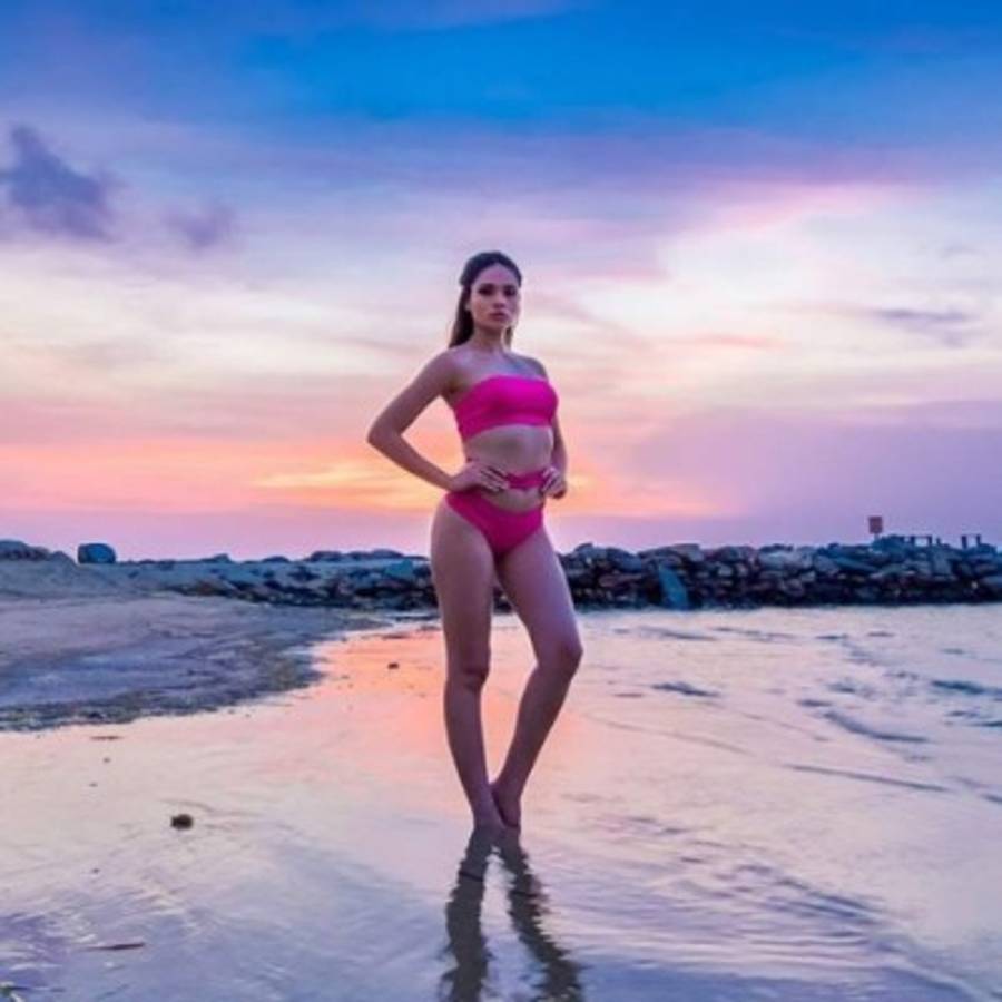 Real España y Marathón, equipos con aficionadas muy hermosas