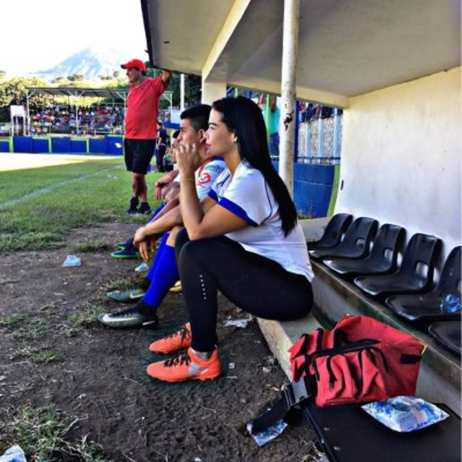 Laura Bariatti, la exfisioterapeuta del Suchitepéquez que deslumbró en carnaval en Guatemala