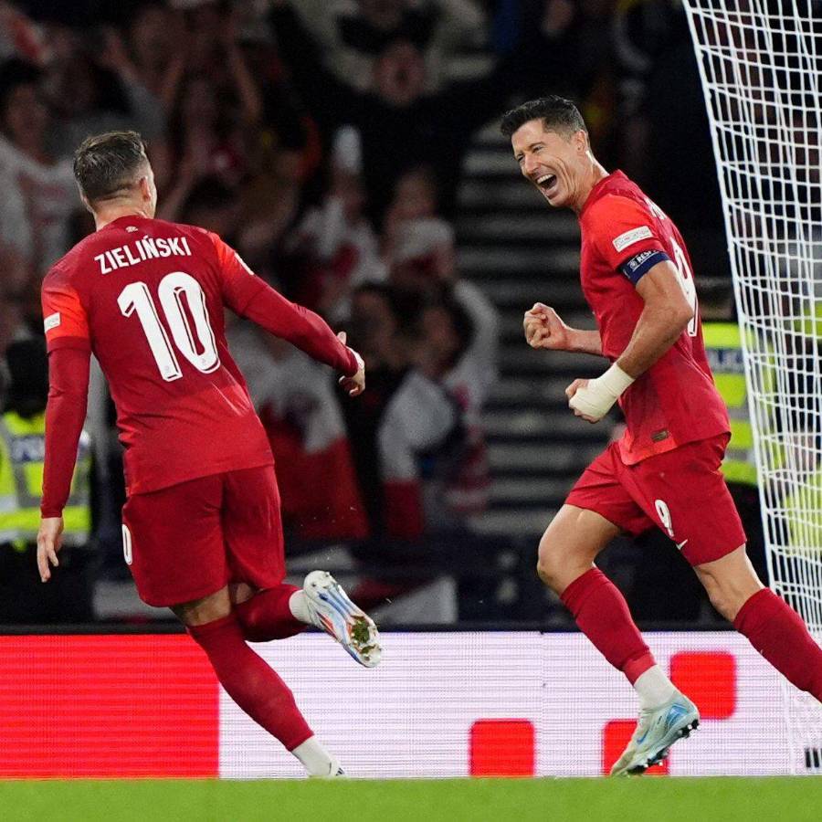 Cristiano se aleja de Messi con los 900 y Lewandowski suma: así quedó la tabla de máximos goleadores de la historia