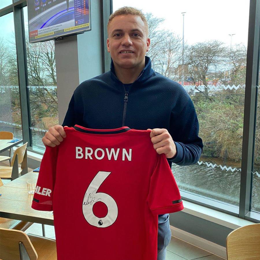 ¡Tremendo! Levantó títulos con el Manchester United, ganaba 250 mil dólares al mes y ahora se declara en quiebra