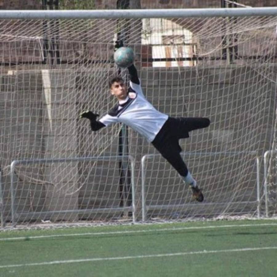 Así juega José Manuel, el niño al que comparan con Keylor Navas