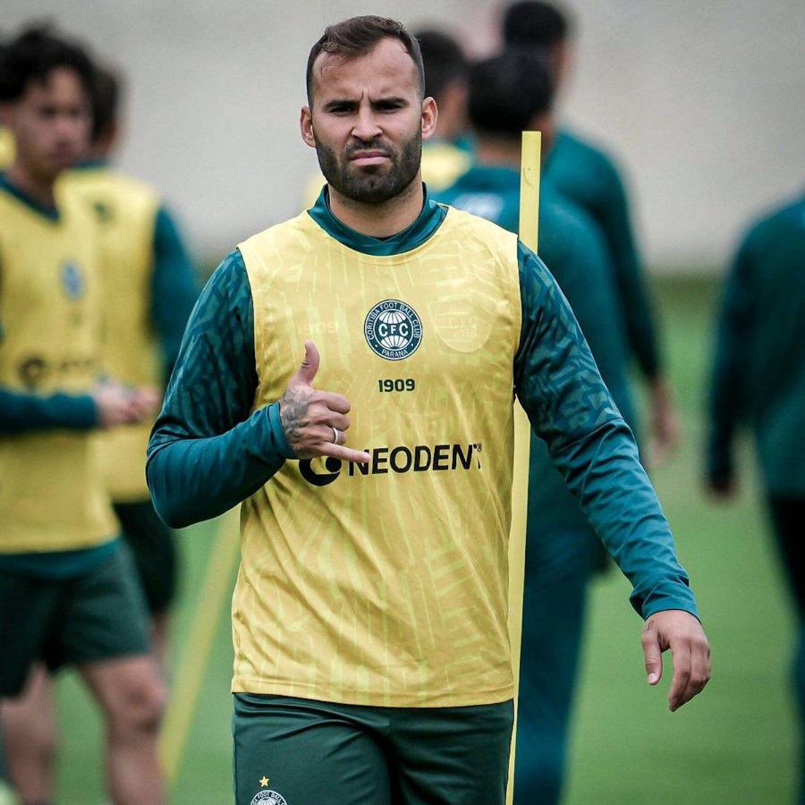 Barcelona pierde a uno de sus líderes y el relevo de Mbappé en PSG; Cristiano lo “llamó” para fichar por Al Nassr