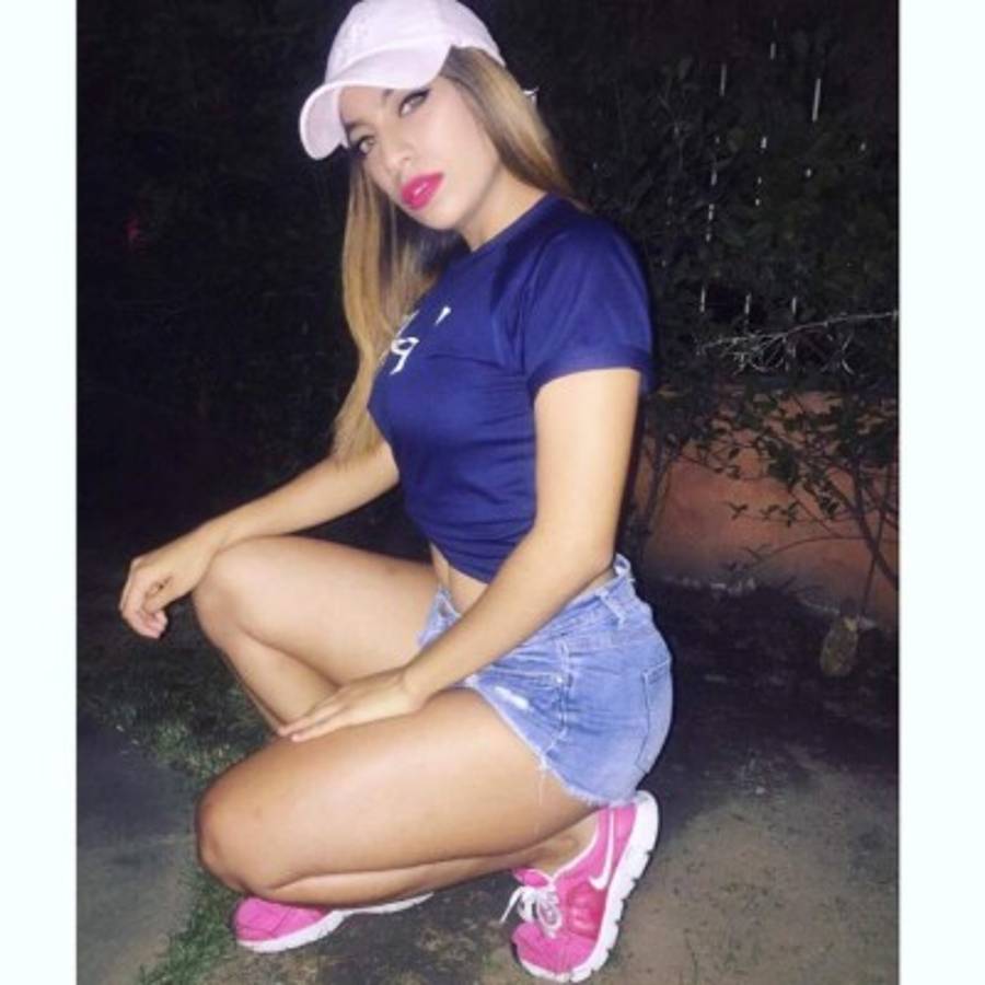 FOTOS: Conocé la aficionada más linda que se enamoró del Real España