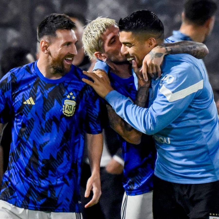 La bronca de Messi ante Uruguay, lo que dijo Ugarte a De Paul y el beso a Luis Suárez tras la victoria ante Argentina