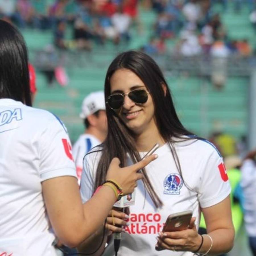 FOTOS: Ella es la guapa fotógrafa que retrata la historia del Olimpia