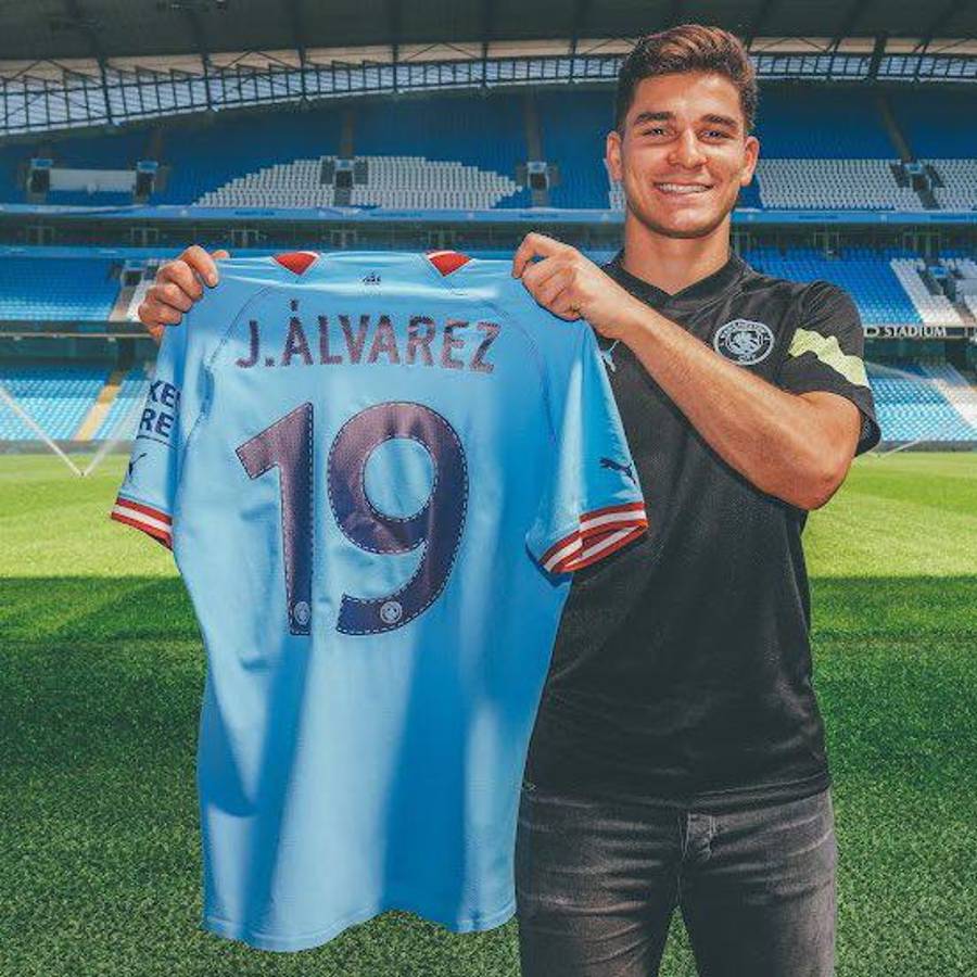 Así presentó el Manchester City a sus flamantes fichajes: la provocación de Haaland y el dorsal de Julián Álvarez
