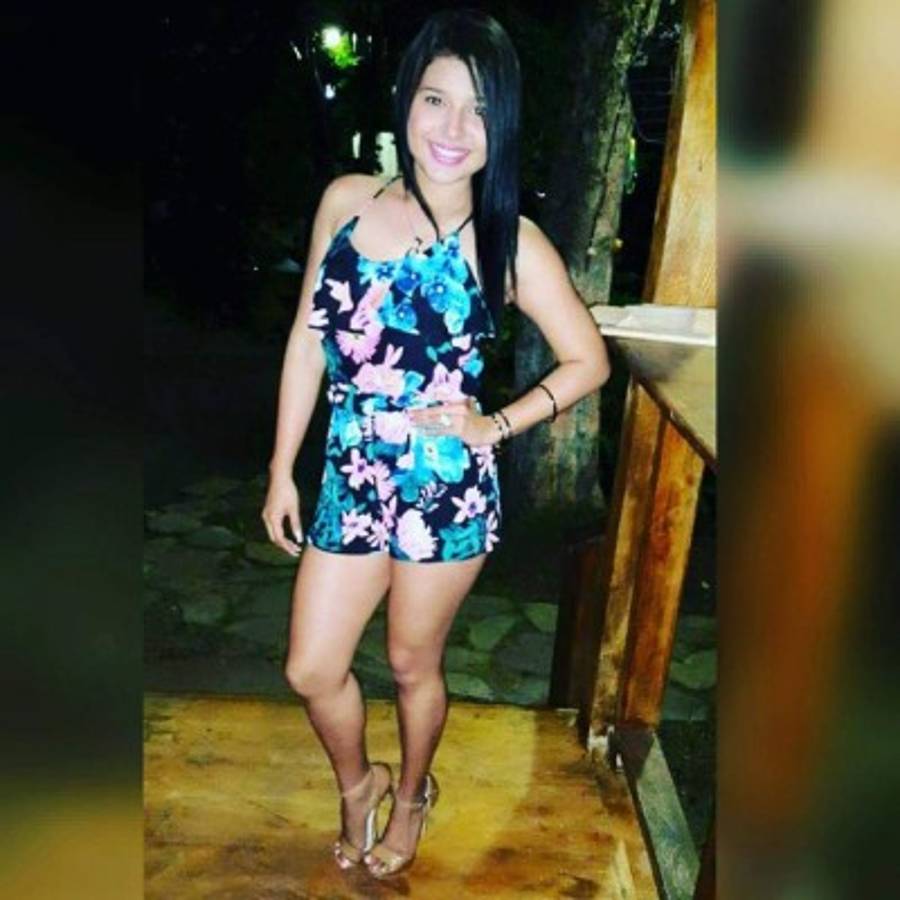 FOTOS: Así es Jeimi, la sexy aficionada de Marathón que enamora en los estadios