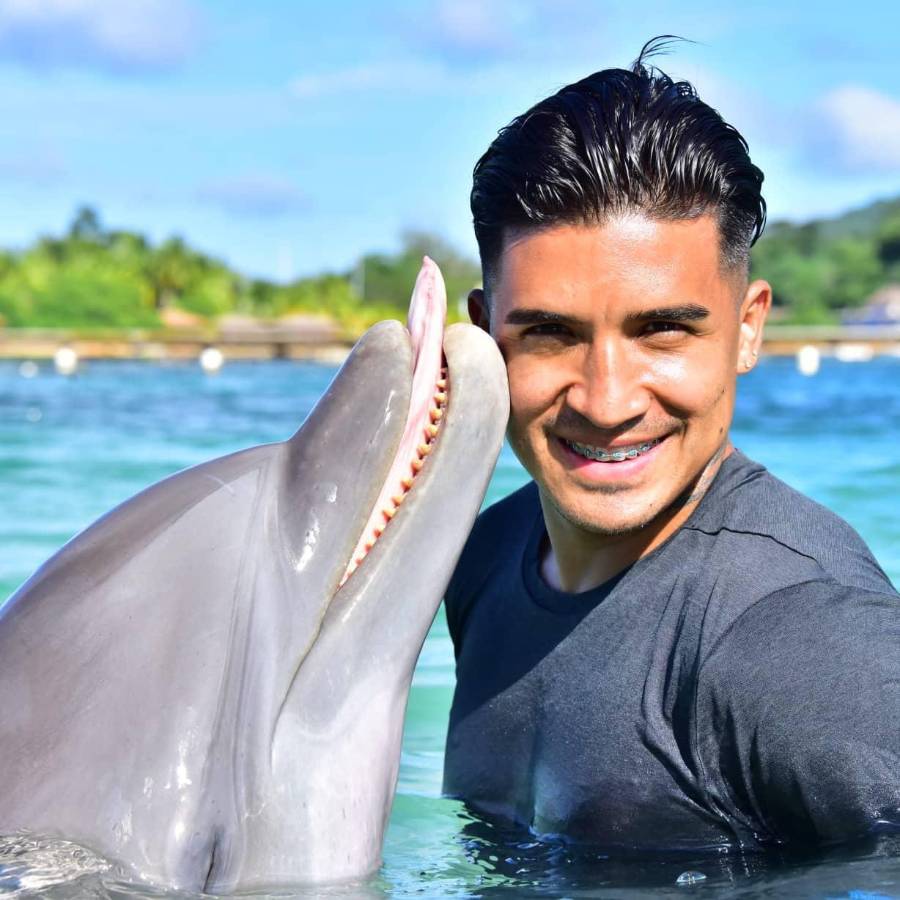 Michaell Chirinos, el álbum más personal del primer hondureño nominado al premio Puskas del The Best 2024