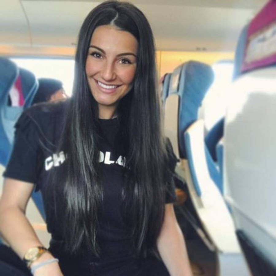 La bella Adriana Pozueco, novia de Theo Hernández, disfruta de Abu Dhabi