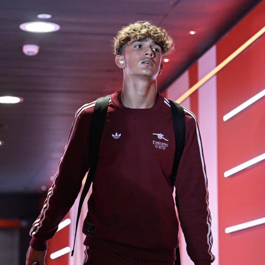 ¿Quién es Max Dowman? Debutó a los 15 años, ya tiene su primer problema y el motivo por el que lo comparan con Yamal