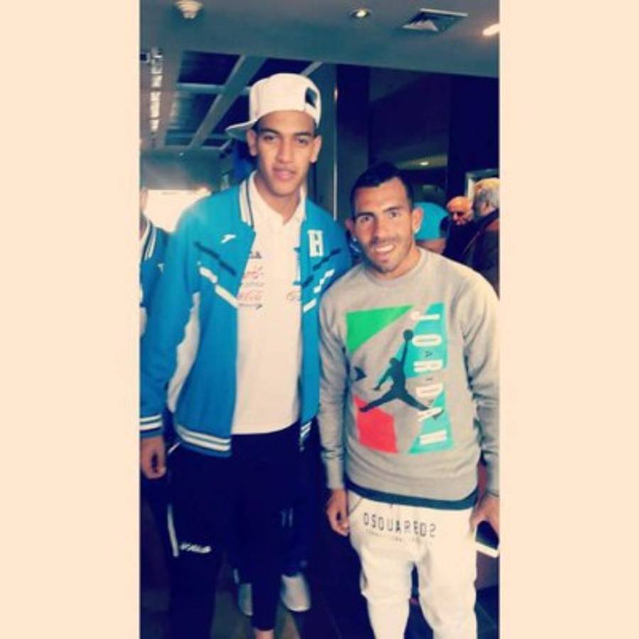 FOTOS: Jugadores hondureños junto a grandes estrellas del fútbol mundial