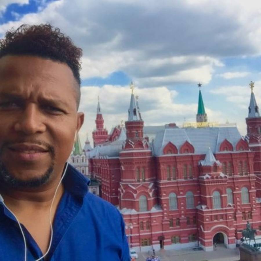 Así es la nueva vida de Carlos Pavón alejado de los banquillos