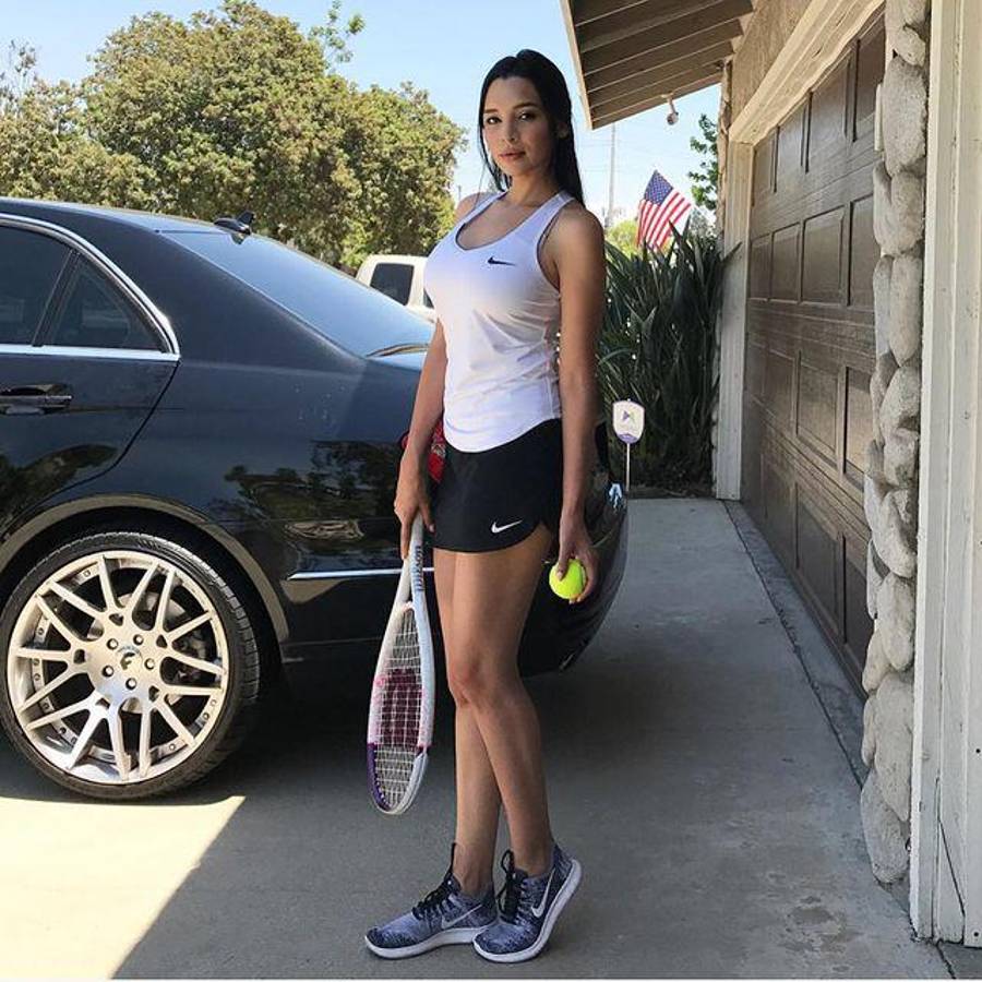 Es preciosa: La hermosa modelo hondureña que se adueñó del corazón del “Choco” Lozano, delantero del Cádiz de España