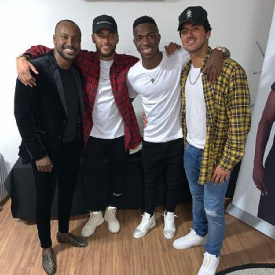 Mujeres bellas, jugadores y famosos: La desenfrenada fiesta de cumpleaños de Vinicius Jr.