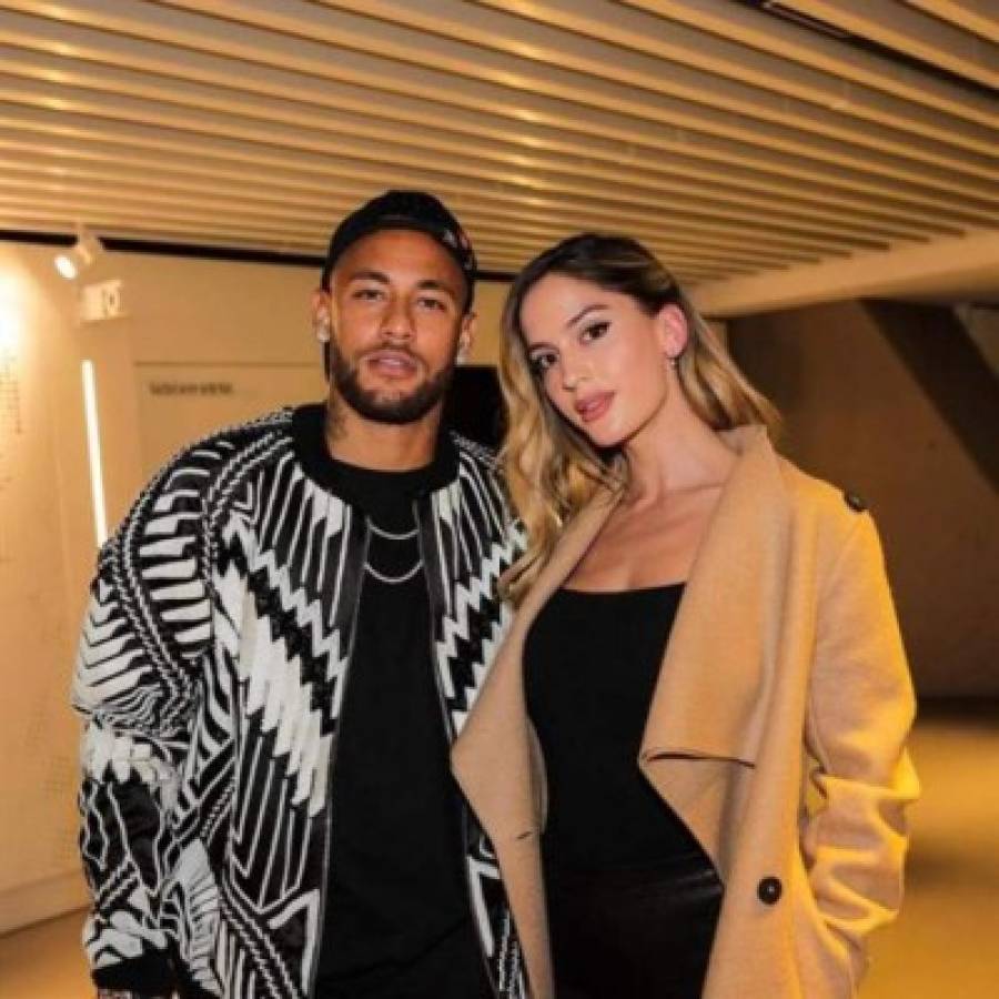 Le robó la novia: Maluma cierra su cuenta de Instagram tras polémica burla de Neymar
