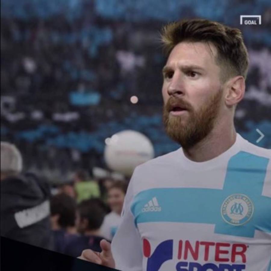 Messi 'posando' con las camisetas de los más grandes del mundo