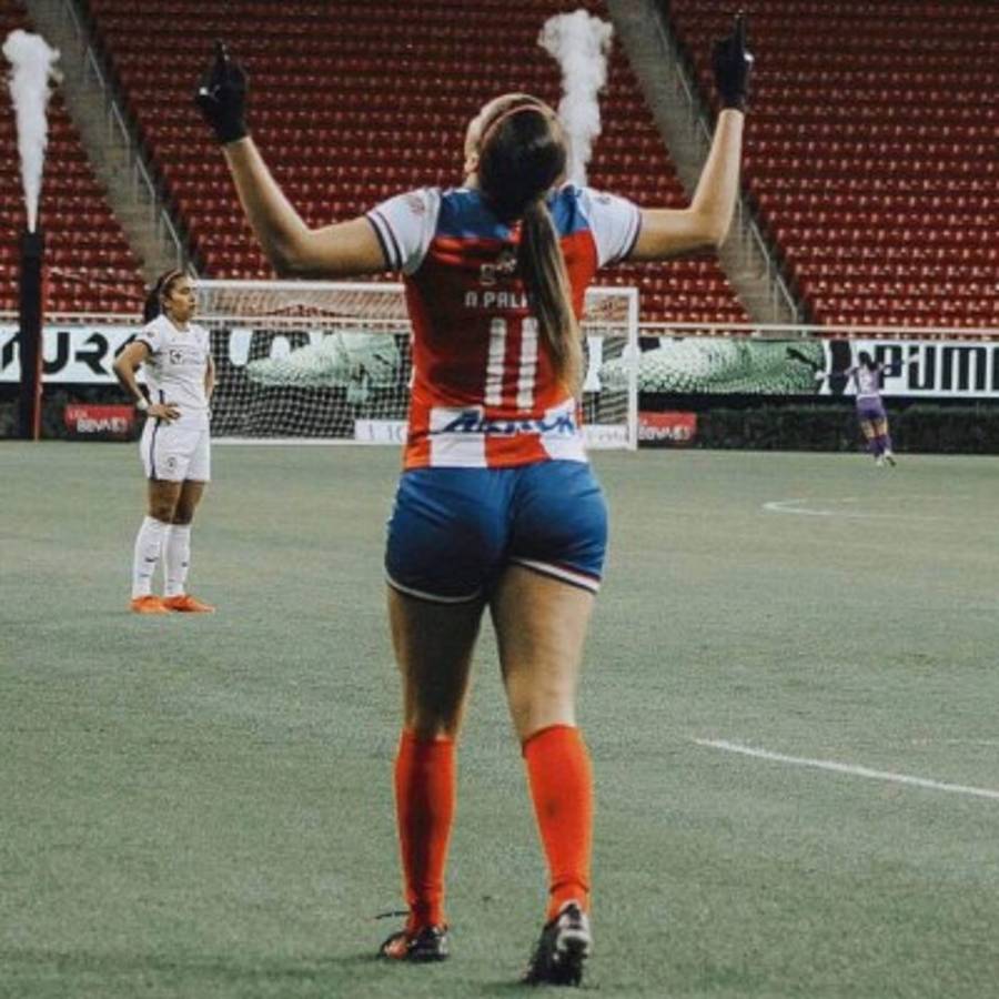 ¿Hay rivalidad? Preciosa jugadora del América aclara su polémica relación con Norma Palafox