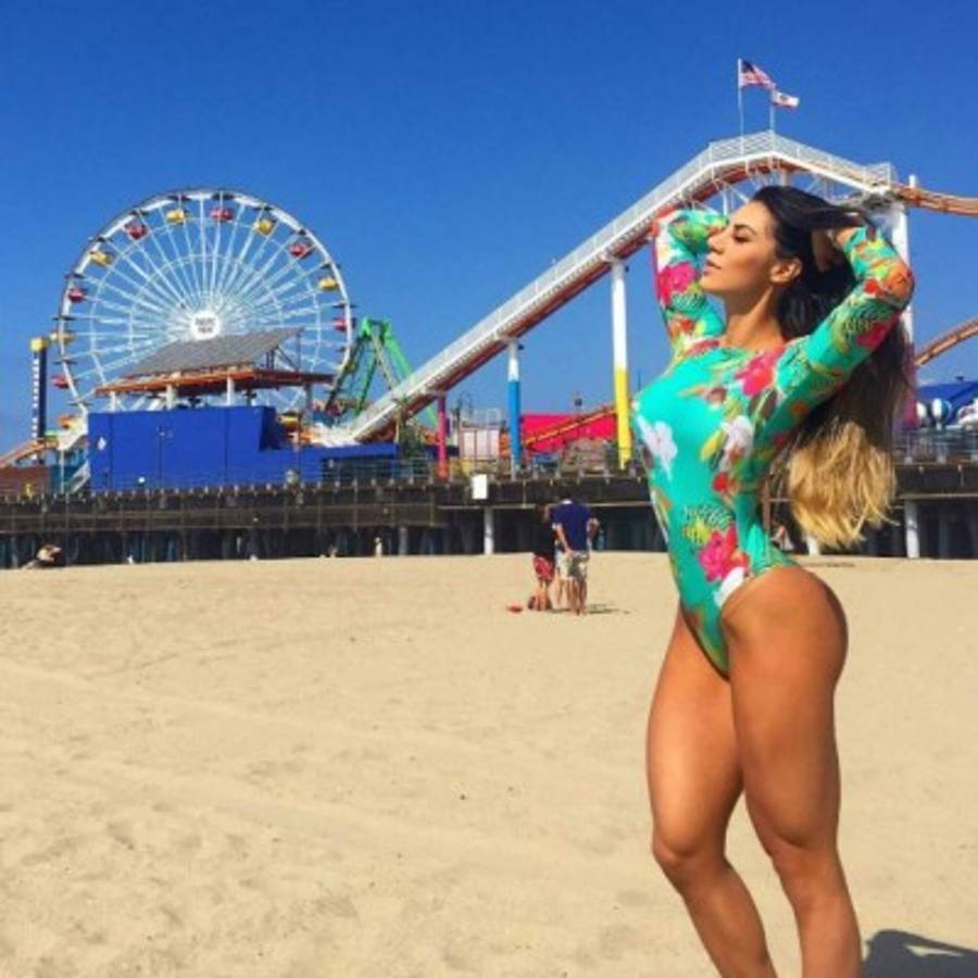 Ella es Carol Saraiva, la exuberante chica fitness que enloquece Brasil