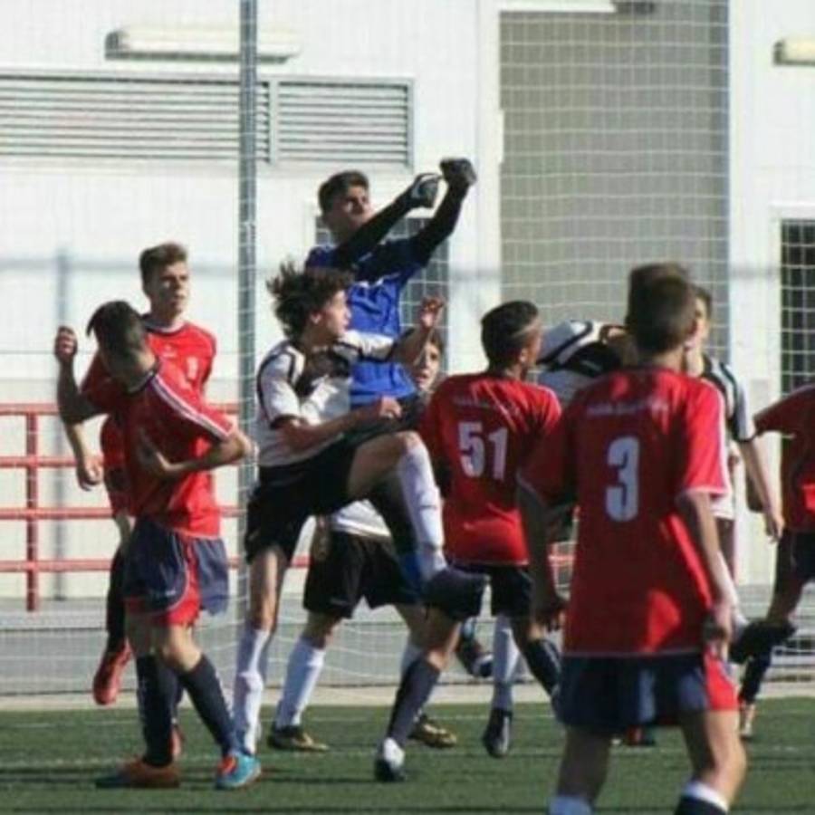 Así juega José Manuel, el niño al que comparan con Keylor Navas
