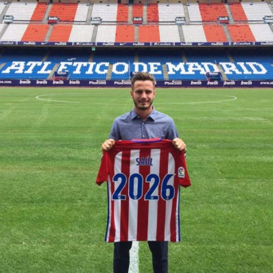 ¡Viernes repleto de fichajes! Real Madrid presenta jugador y Barcelona deja ir a uno gratis