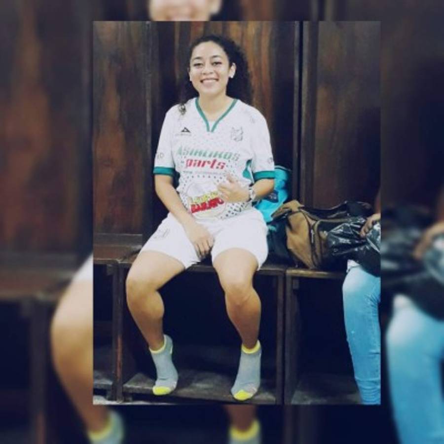 Ella es Escarleth Desire, la hermosa volante del Platense Femenino