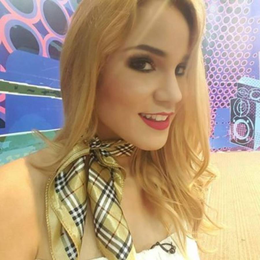 Ligia Roca, la presentadora salvadoreña seguidora de la Selecta