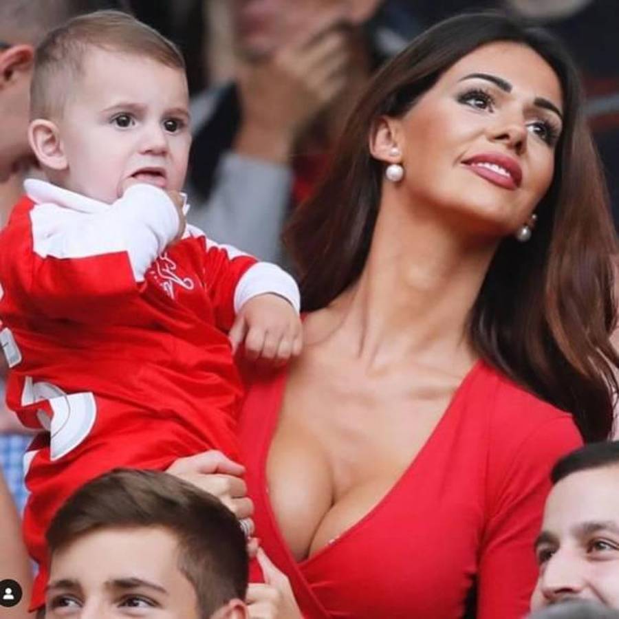 “¿Sexo antes de los partidos? Pero si los futbolistas no son grandes amantes. Prefieren hacérselo ellos mismos”