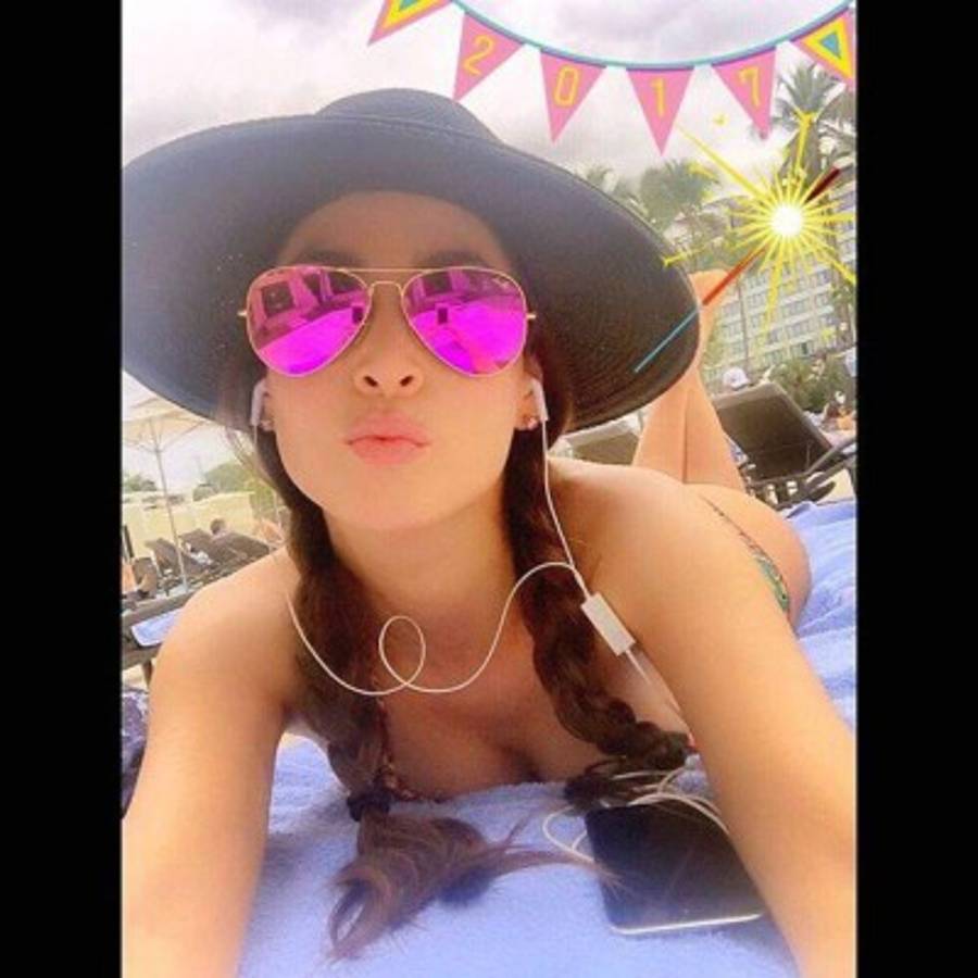 FOTOS: Carmen Villalobos, la sexy aficionada de la selección de Colombia