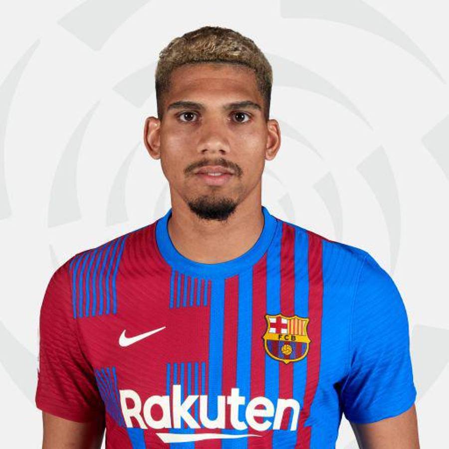 Mercado: La decisión de Ronald Araújo ante el interés del Real Madrid, se le cae fichaje al Barcelona y la sorpresa con Mbappé