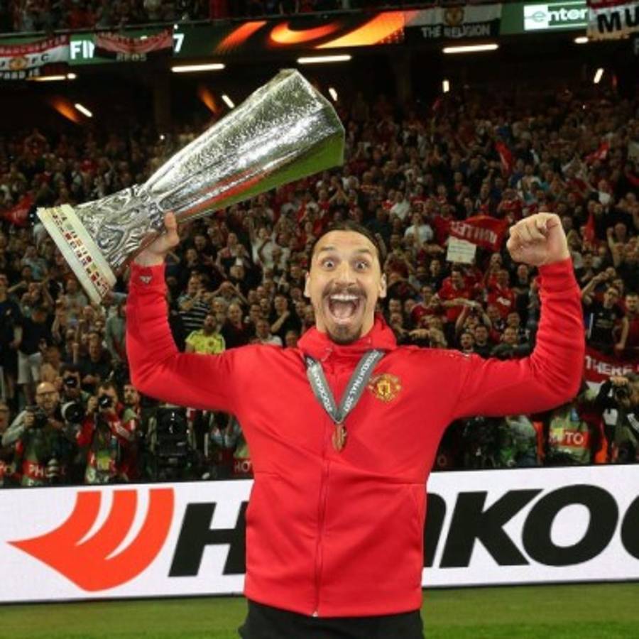 Ni Messi ni Cristiano Ronaldo lideran: Los futbolistas con más títulos en la historia