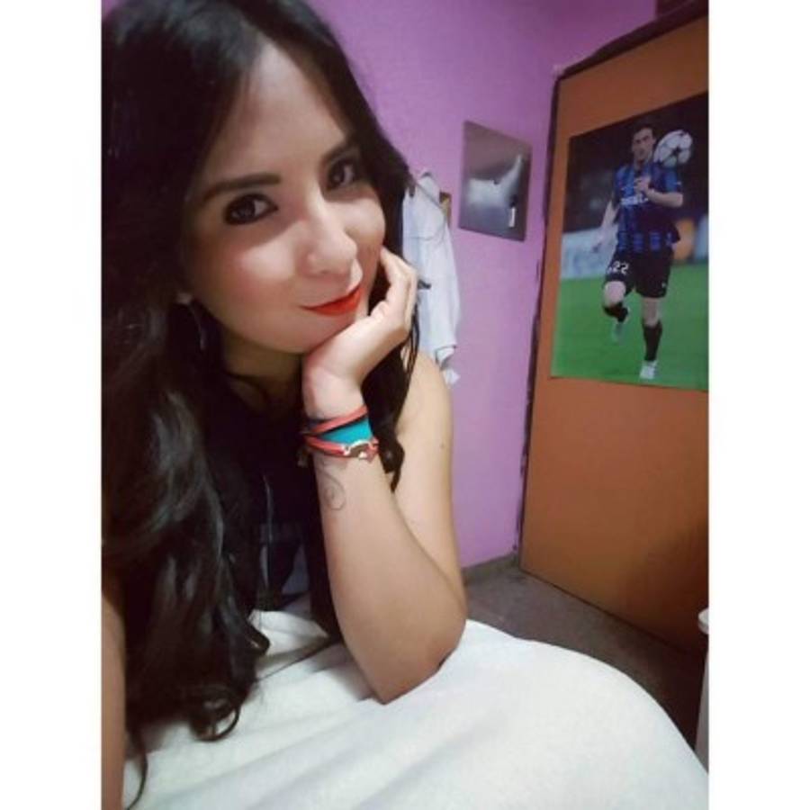 Las mejores 20 fotos de la hermosa periodista deportiva Rosa Alvarado, en Instagram